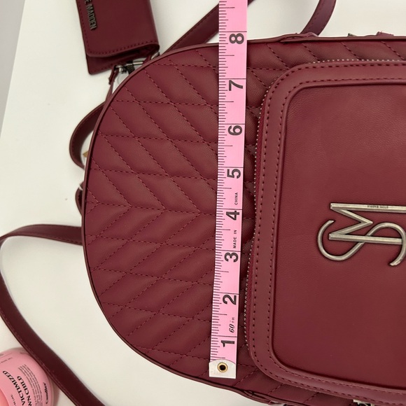 BNWT Steve Madden  Backpack with CC holder,  front pocket and adjustable straps - Picture 9 of 11